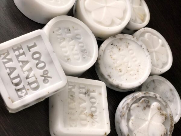 Savon brut glycérine transparent Seifenprofis fabrication-4